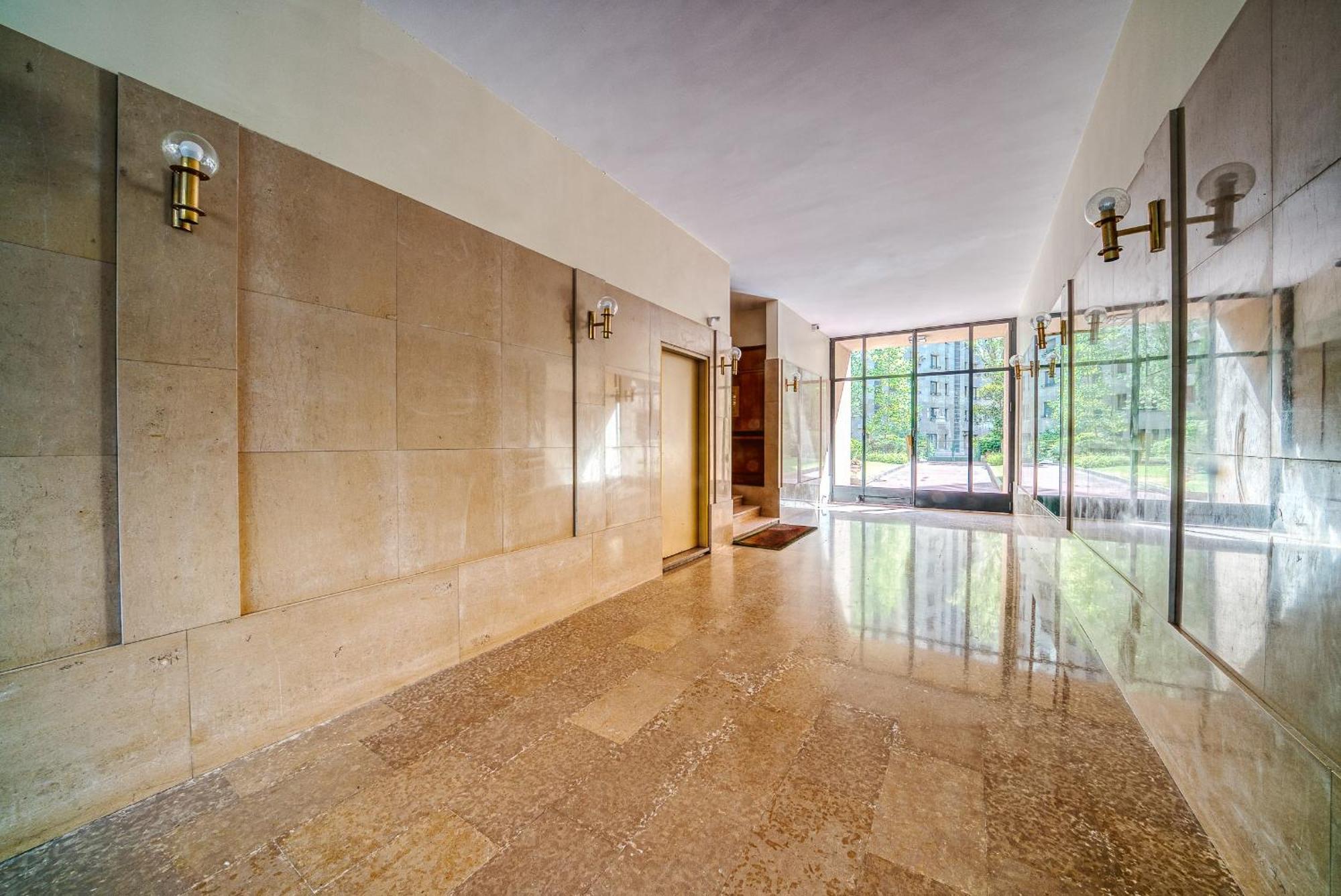 Stylish Apartment With A Balcony In Paryż Zewnętrze zdjęcie