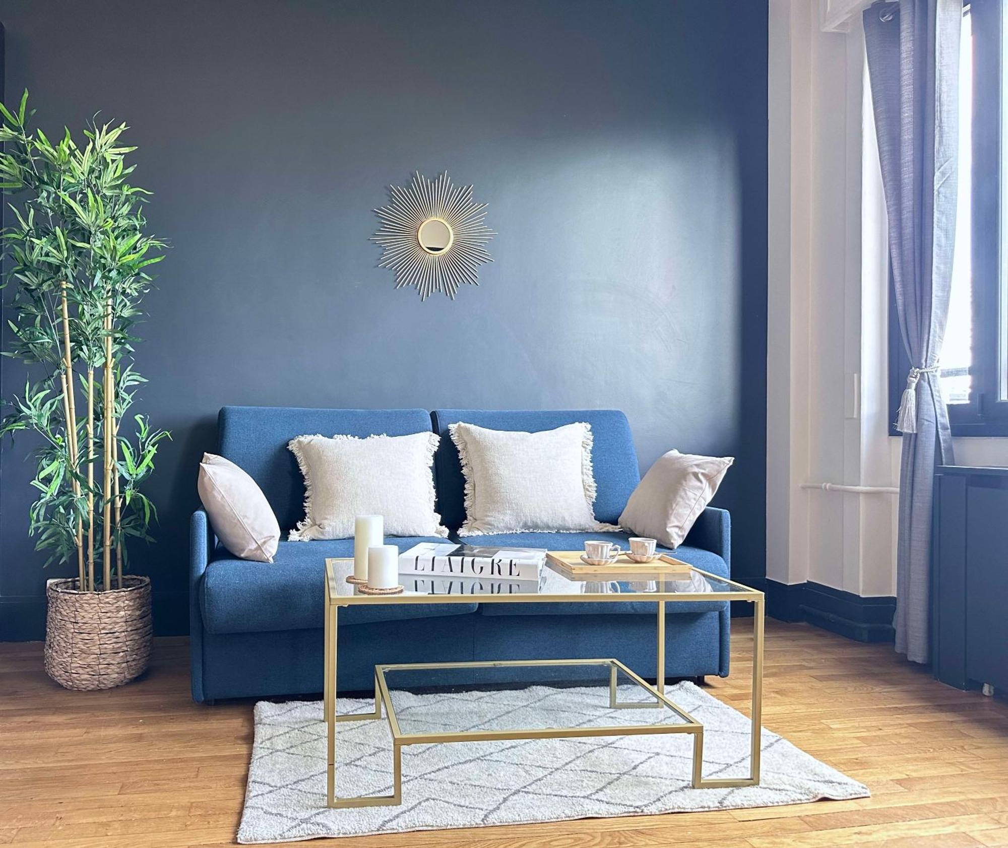 Stylish Apartment With A Balcony In Paryż Zewnętrze zdjęcie